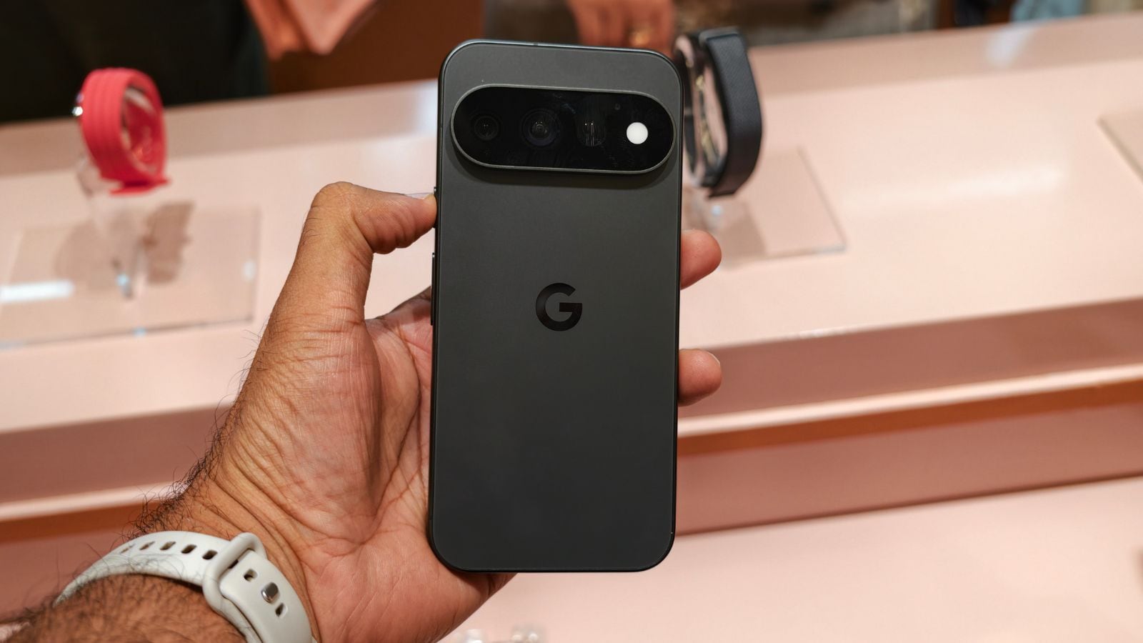 Pixel 11 first look india